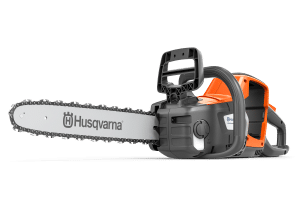 Tronçonneuse à batterie Husqvarna 240i guide 40 cm