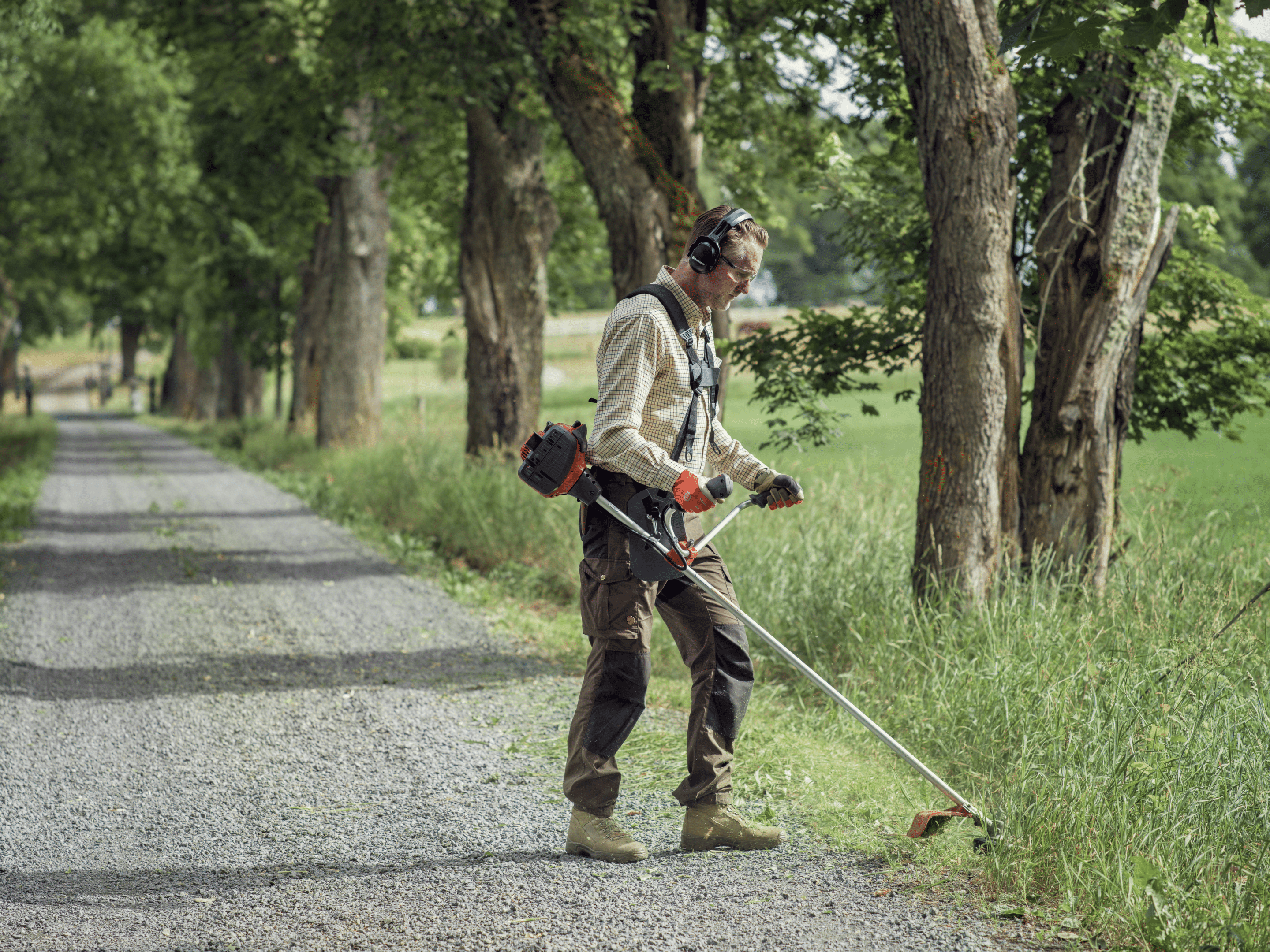 HUSQVARNA 325R Débroussailleuse – Image 2
