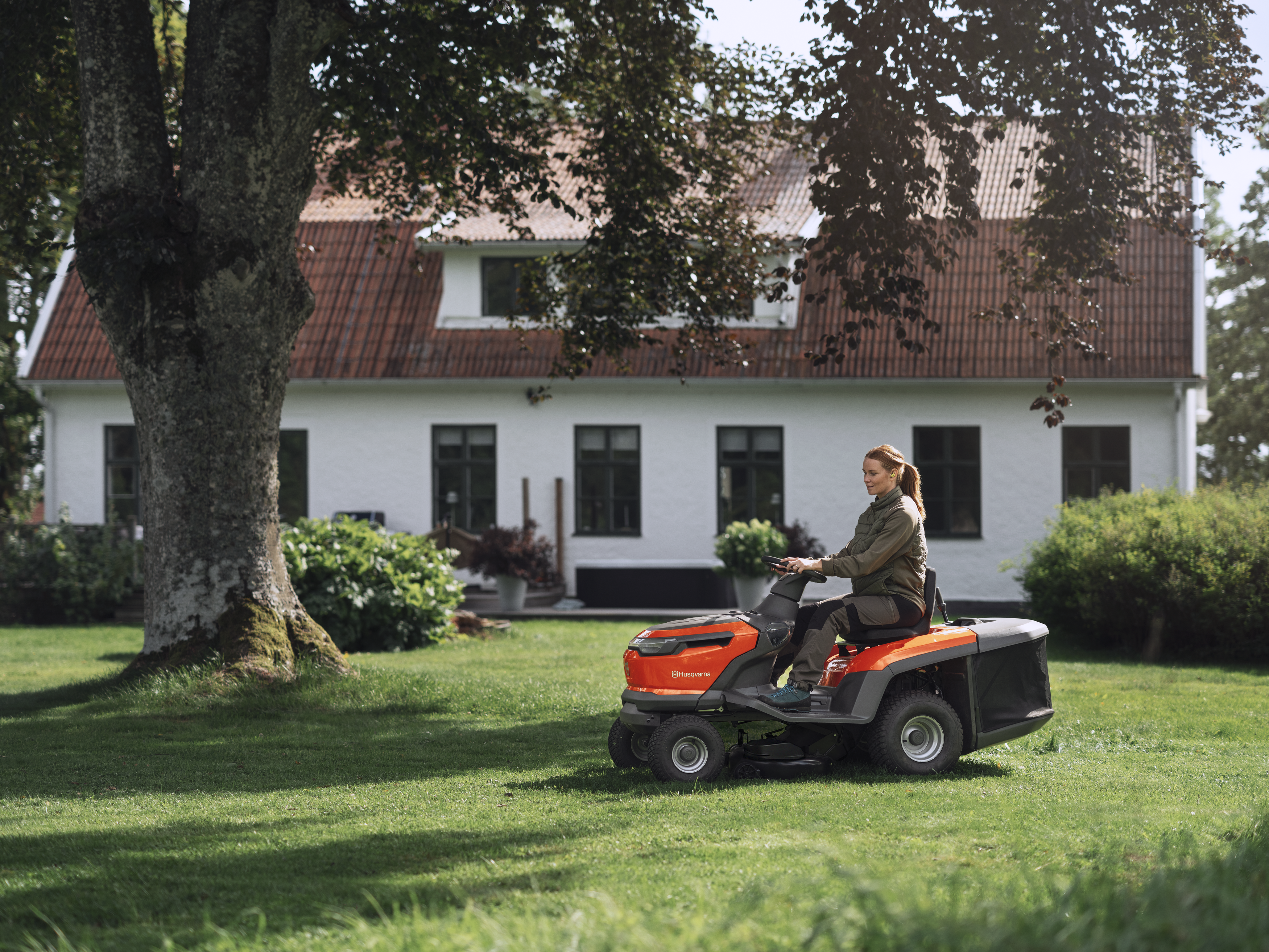 Husqvarna TC 100i tracteur tondeuse