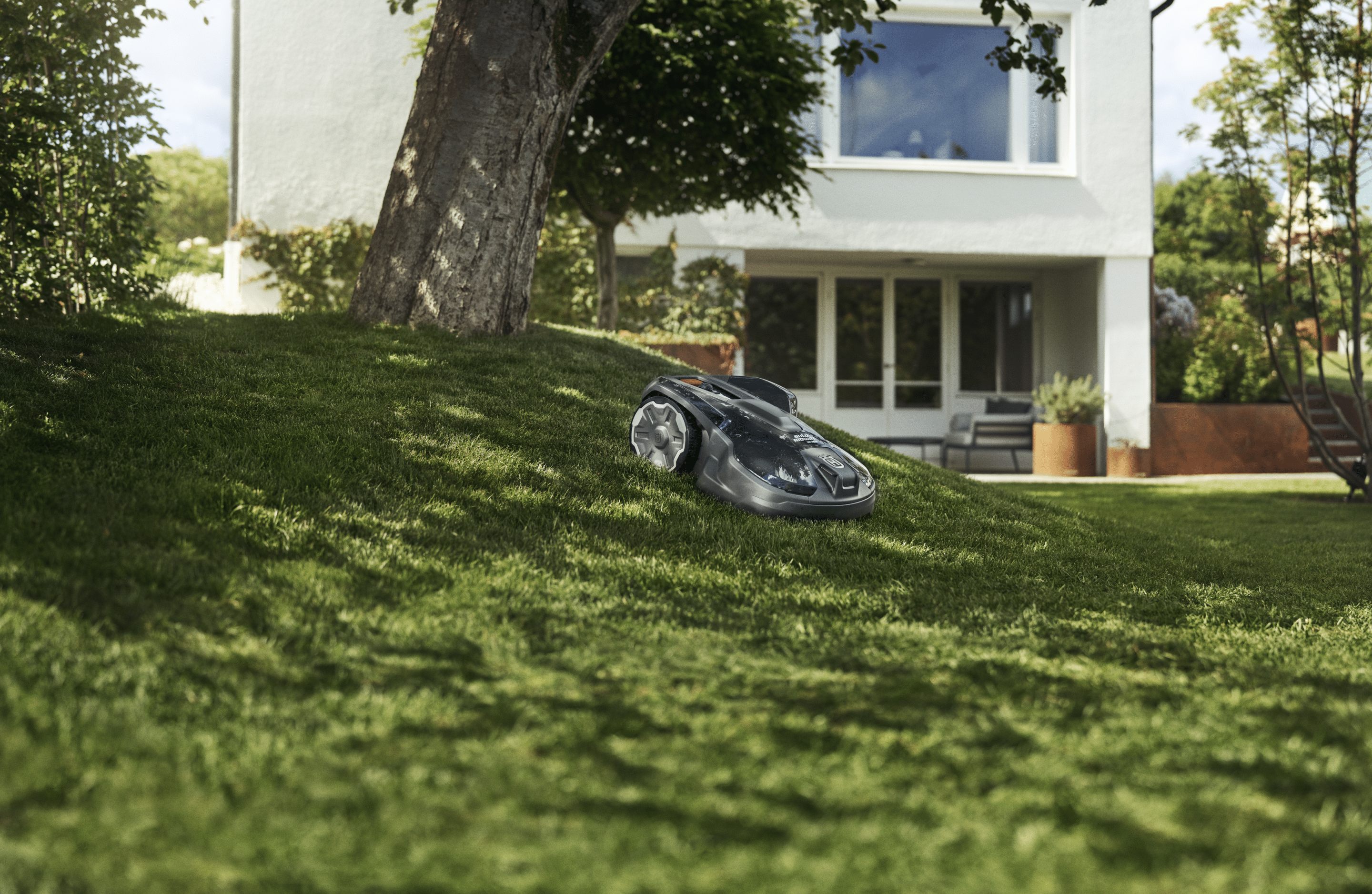 Husqvarna Automower® 320 NERA avec technologie sans fil – Image 2