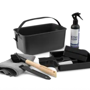 Husqvarna Kit d'entretien et de nettoyage Automower : boîte de rangement, spray Active Clean et brosses